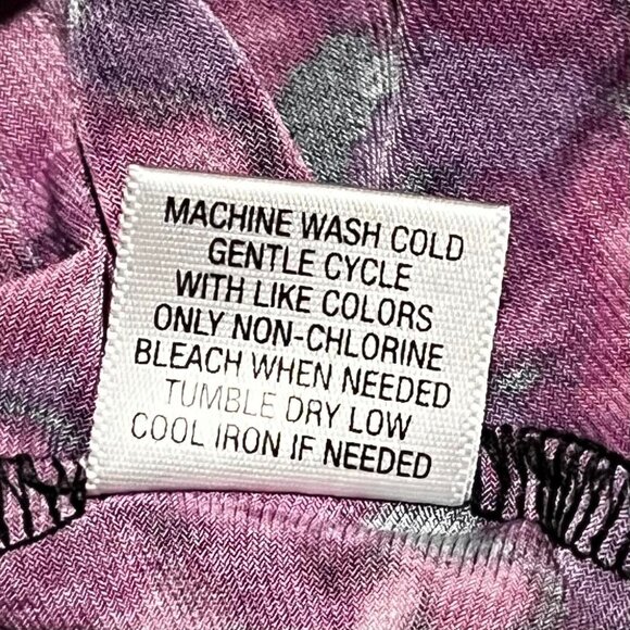 Studio Works short sleeve blouse pink/purple top. Cowl neck. Size Medium. - Picture 7 of 7